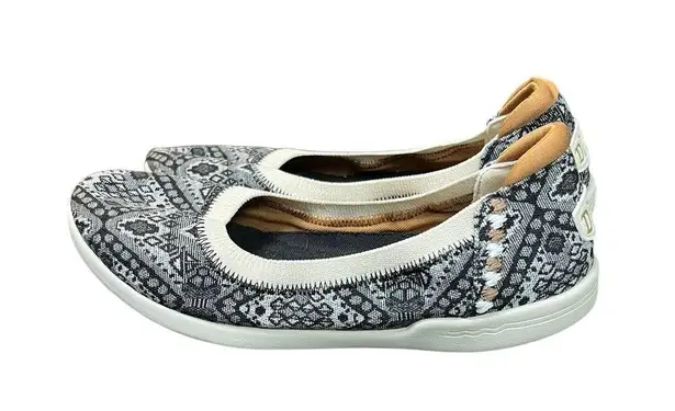 Hey Dude Women's Savannah Slip-on Boho Festival Cream Size 6