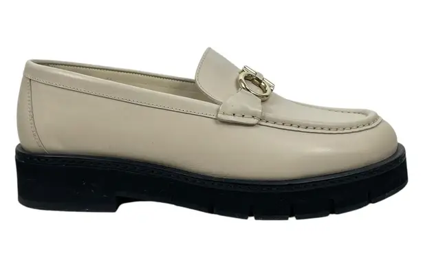 Salvatore Ferragamo Gancini Lug Sole Leather Loafers Beige Size 8.5C