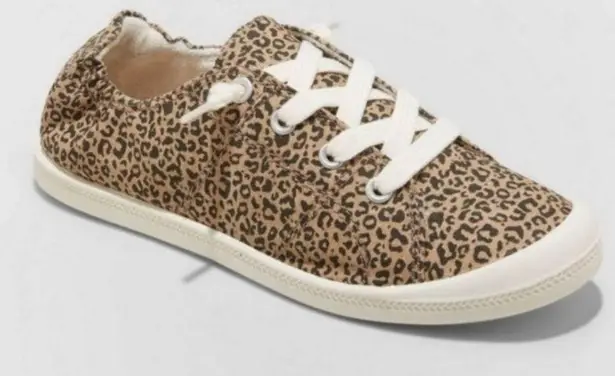 Mad love New comfort tennis shoe in leopard print soft interior 6