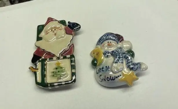 Lot Of 2 Ceramic Brooch Pins 1 TSC 2002 Vintage