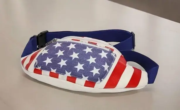 NWT AD Fashionable Flag Pattern Waist Bag/Fanny Pack
