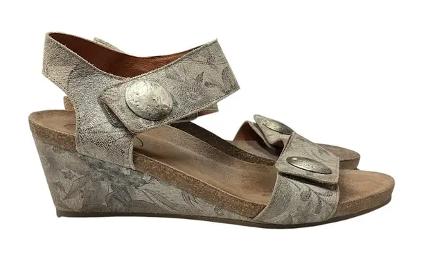 Taos Carousel 2 Floral Print Wedge Sandals Comfort Adjustable Straps Size 9