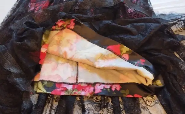 Pearl by Georgina Chapman Dress 4 Black Lace Floral Print Midi Holiday Party