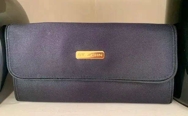 St. John evening wallet in soft black
