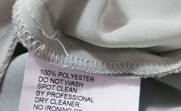 Cameron Blake by Mon Cheri Women size 6P Green Lace Tiered Long Formal Dress