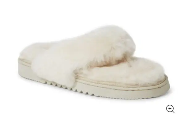 Dearfoams Fireside by Auburn Thong Genuine Shearling Slipper Pink