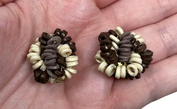 Les Bernard Vintage Signed Designer Round Circle Cluster Clip On Earrings