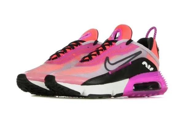 Nike Women’s Air Max 2090