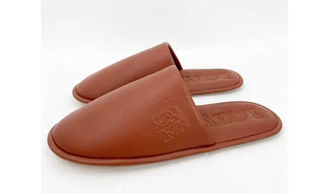 Loewe Logo Embossed Brown Leather Round Toe Slip On Slippers Size 41