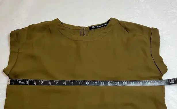 W118 By Walter Baker Crewneck Cap Sleeve Blouse Size Small Office Career Casual