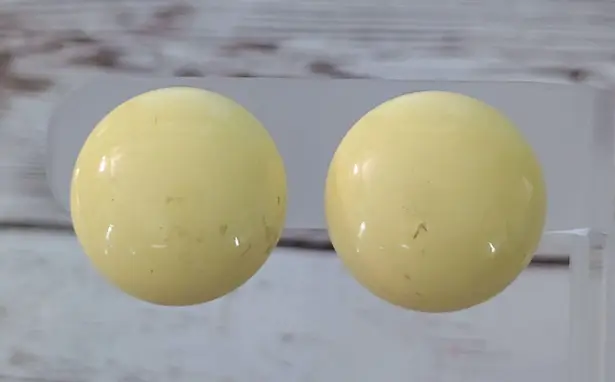 Vintage Clip On Earrings Light Yellow / Pastel Yellow Retro