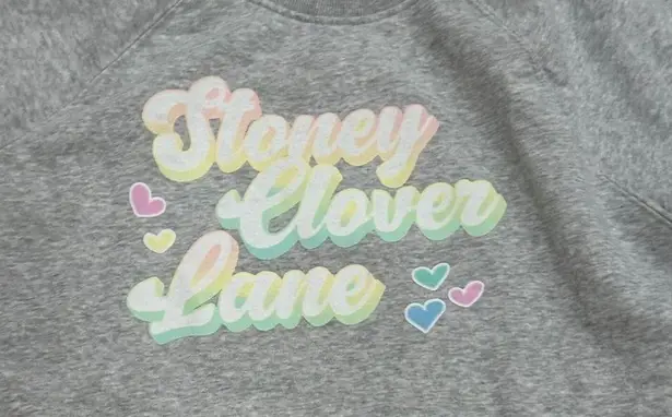 Stoney Clover Lane  Women’s Gray Logo Sweatshirt Size Large