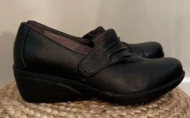 Dansko  Aimee Wedge Clogs Black Leather Slip On Size 7.5 -8 (38)