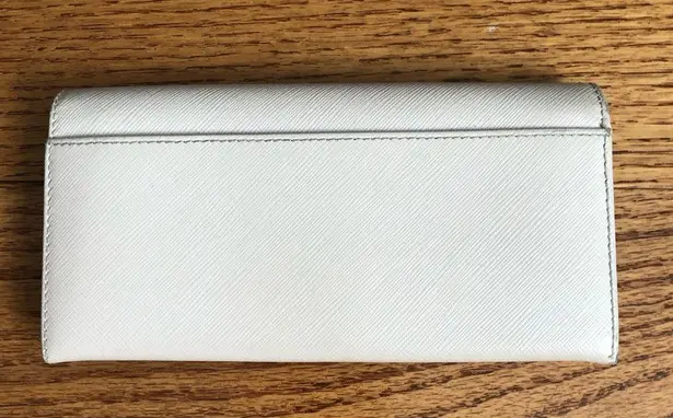 Salvatore Ferragamo Authentic Gancini Pale Pink Leather Wallet Women’s Size O/S