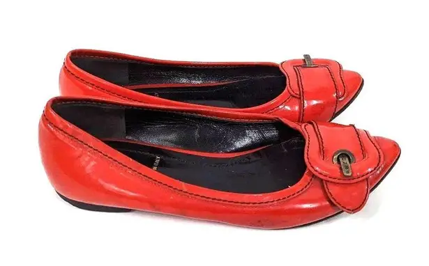 Fendi  Red Leather Point Toe Ballet Flats Buckle Size 35.5 Preowned FLAWS