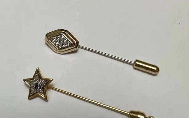 Lot Of 2 Signed Avon Gold Tone Lapel Stick Pins Rhinestone Star