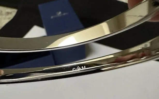 Swavorski Swarovski Crystal Cuff Bracelet Silver Tone 6 3/4 Inch With Original Box