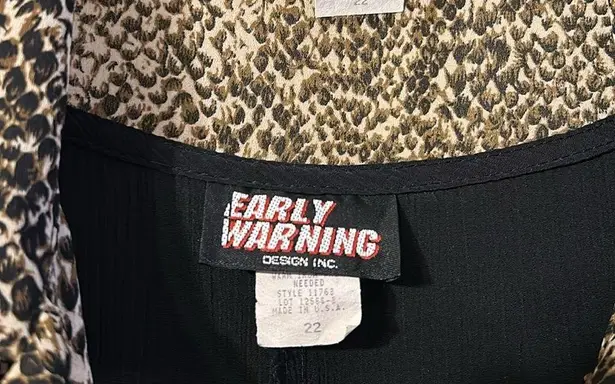 Vintage Early Morning Snake Skin Print 2 Piece Dress Suit 22 Black Size undefined