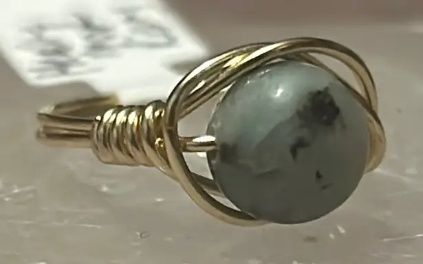 Handmade Kiwi Jasper Gold toned Wire-Wrapped Ring