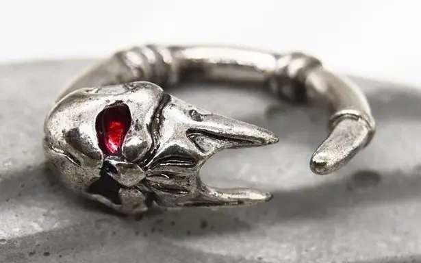 Fierce Skull Mask Ring Silver