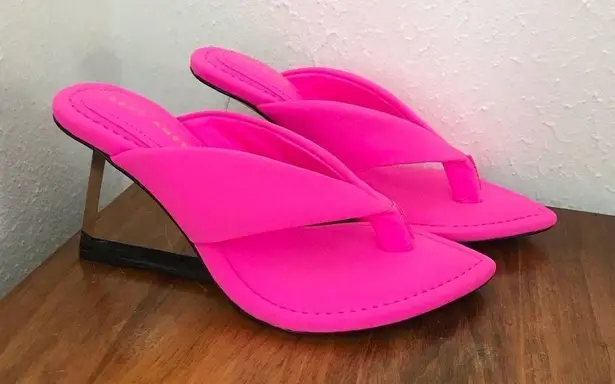 Good American Neon Pink Cinderella Lucite Wedge Heel Thong Scuba Womens Size 4