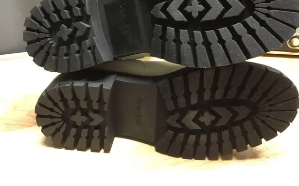 Open Edit Mya Lug Sole Chelsea Boots Women's 9 White Leather Comfort Ankle