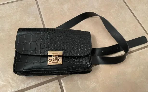 SheIn Black Belt Bag