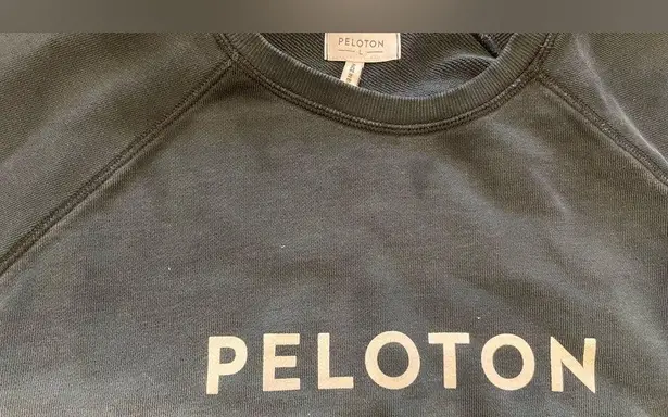 Peloton  Dip Dyed Ombre Classic Crewneck Sweatshirt Size Large