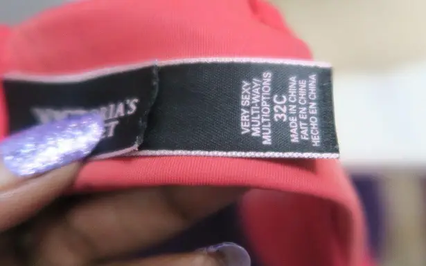 Victoria's Secret very sexy multi-way multioptions studded bling bra in red and silver size 32C.