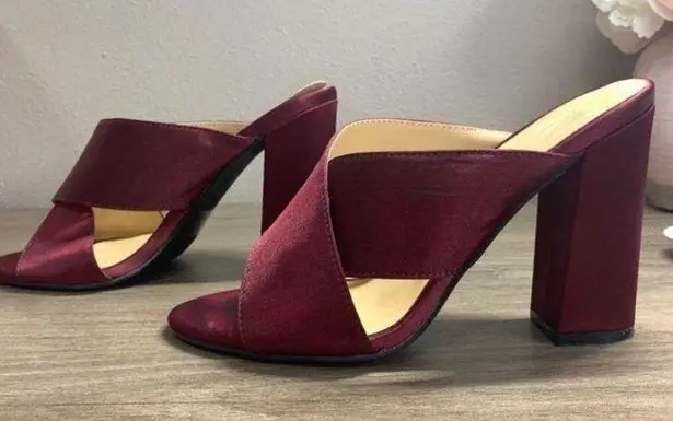 NEW YORK & COMPANY Plum Slip