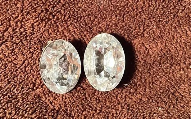 Vintage reds and rhinestones clip on earrings three pairs Red