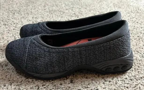 Therafit Riley Ballet Flat Slip On Women Shoes Size 7.5 Grey Black Comfort Arch Gray