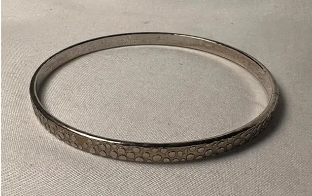 Vintage Silver Tone Bangle Bracelet