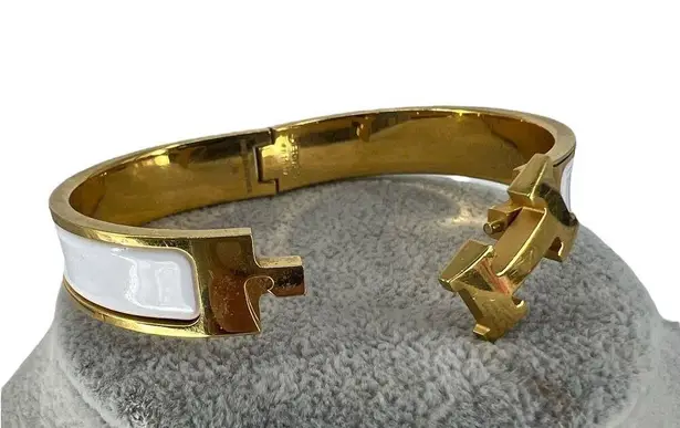 Hermès Hermes Clic H Bracelet in Blanc