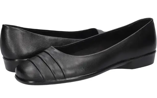 Easy Street Women's Hayes Flat Navy Size 8w