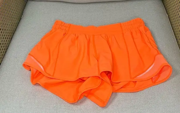 Lululemon Hotty Hot Short *2.5"