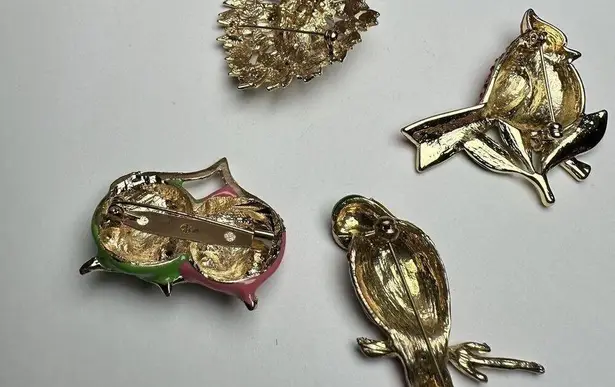 Rhinestone Parrot, Cardinal, Peacock, Owls Brooch Pin Lot Of 4 Gold Tone