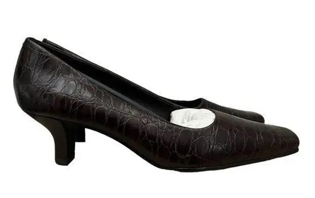 Aerosoles Brown Leather Square Toe Kitten Heels 8.5B