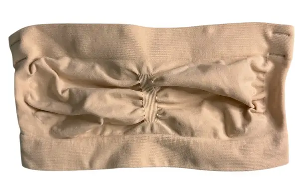 SKIMS Sculpting Strapless Bra Sand Beige Size Small NWOT