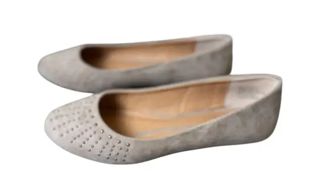 New Directions Tan Suede Studded Hutch Ballet Flats Size 6.5 Casual Neutral Work