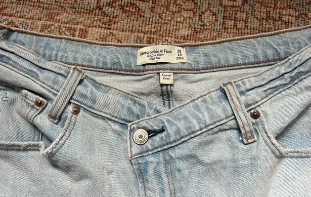 Abercrombie & Fitch Curve Love Shorts