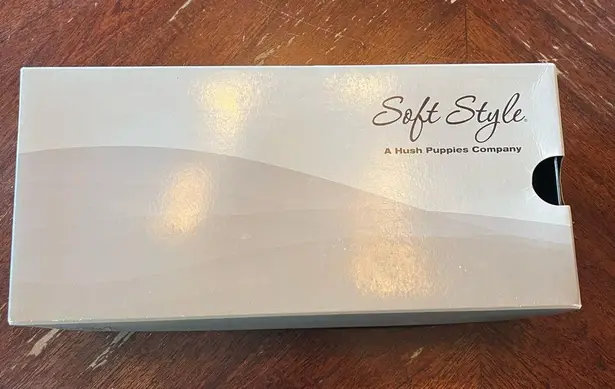 Soft style heels SZ 6.5 Mini Platforms Brand New In Box Business Casual Black