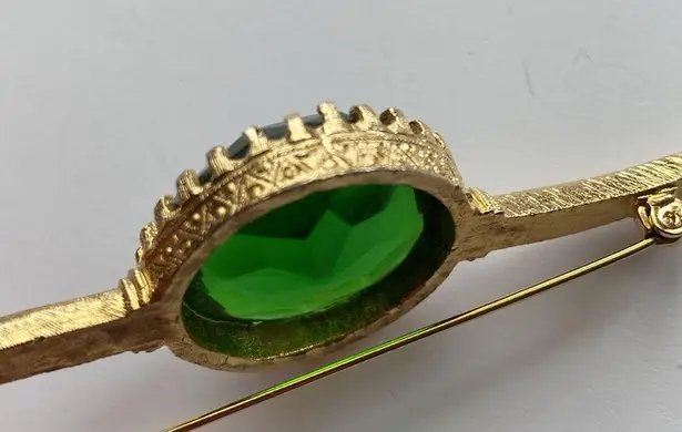 Elegant Green Brooch large emerald green Garnet Gold stunning statement piece