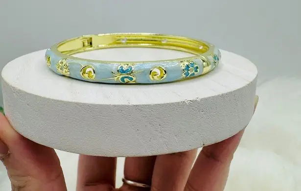 Blue Butterfly & Floral Theme Enamel Hollow Out Cloisonne Bangle Gold