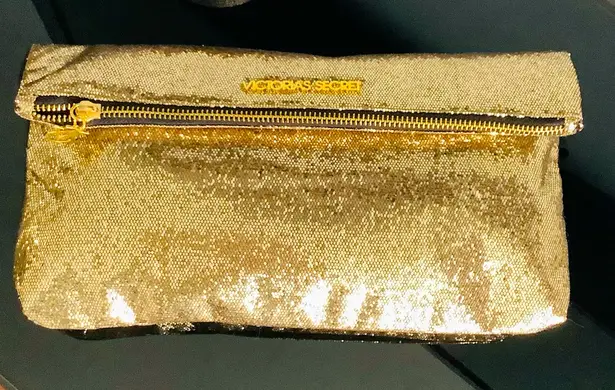 Victoria's Secret Very dressy sequined clutch with mirror 🌟✨💫 - Image 1