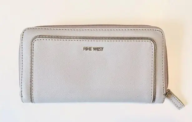 Nine West  exposed zipper gray toupe wallet clutch