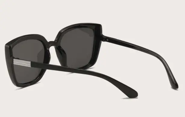 Black Oversized Square Retro Sunglasses Tinted