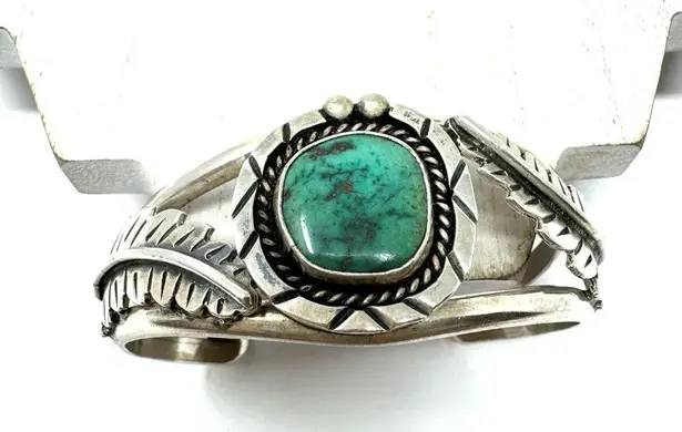 Southwestern sterling silver and green turquoise cuff bracelet, 32.9g