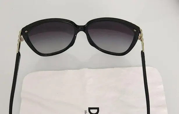 Dolce & Gabbana Womens Sunglasses Black Frame Gradient Lens 58mm Case Box Italy