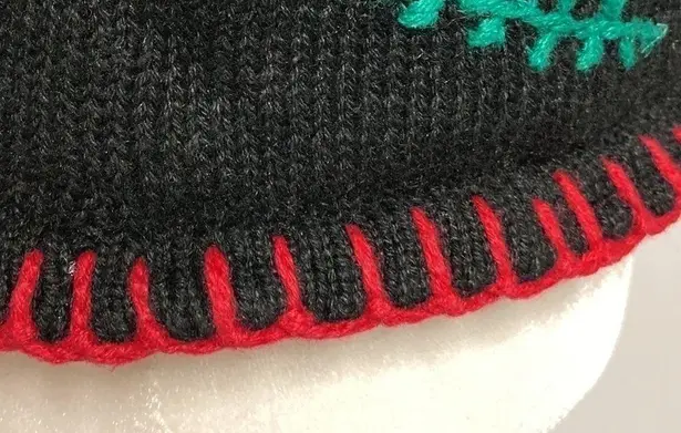 Signatures by Northern Isles Hand Embroidered Christmas Sweater Vest Black Size M